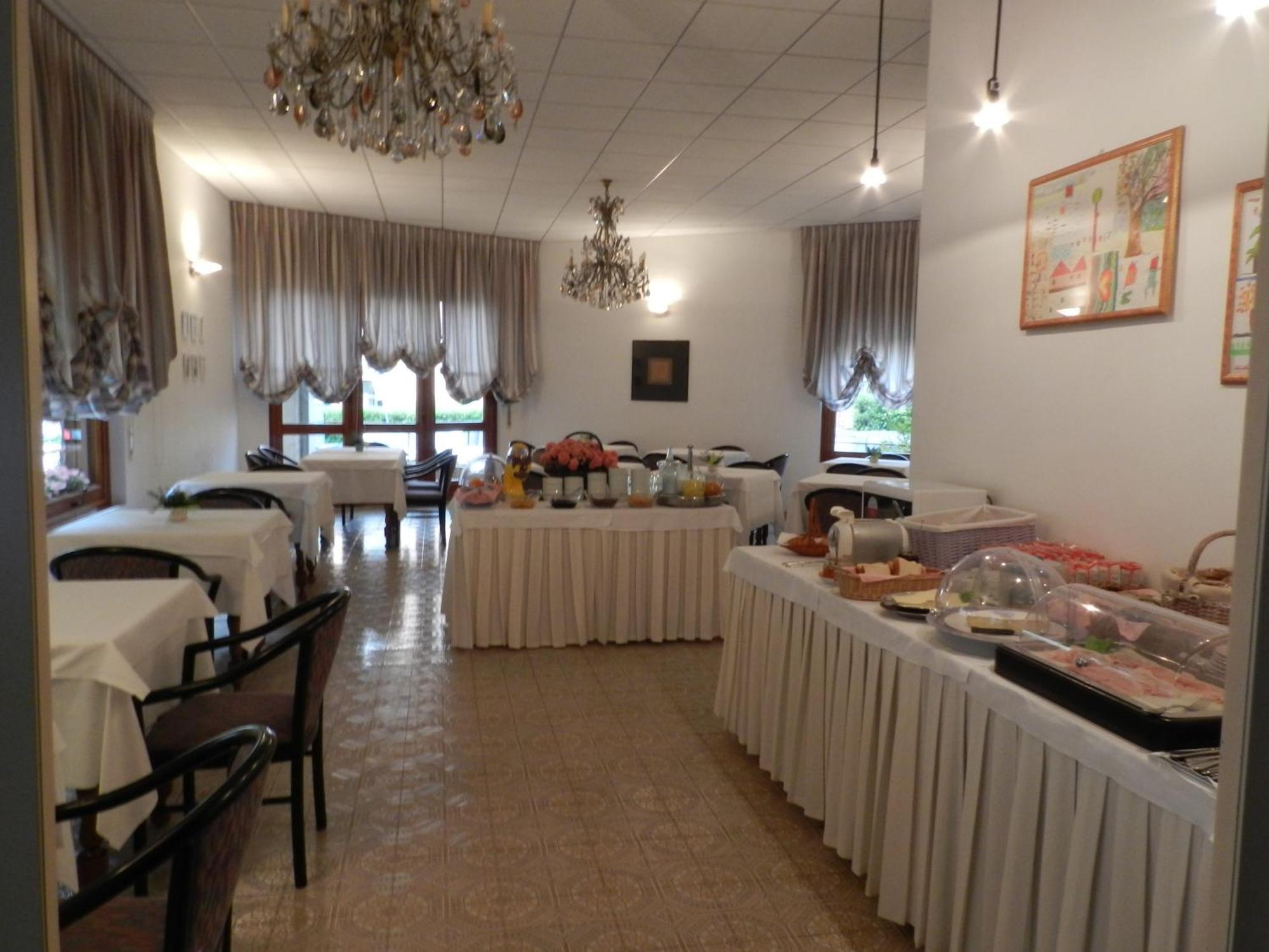 אלביסולה סופריורה Park Hotel מראה חיצוני תמונה