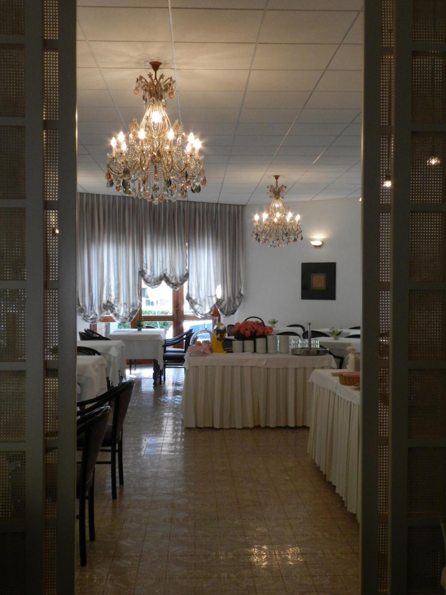 אלביסולה סופריורה Park Hotel מראה חיצוני תמונה